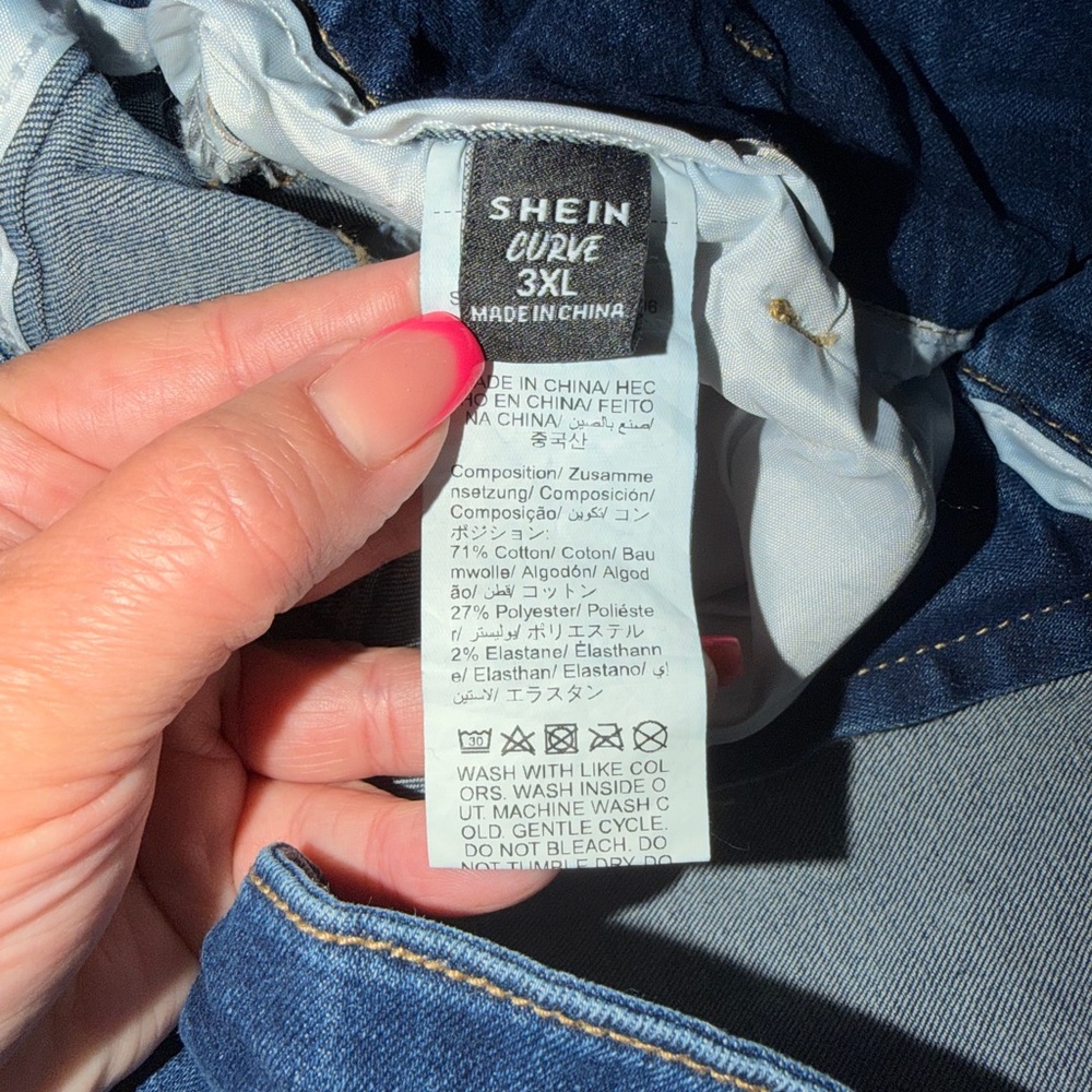 Plus High-Waisted Ripped Distressed Blue Jeans - Picture 3 of 3